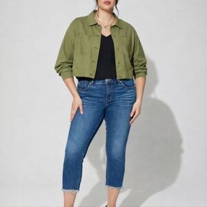 Torrid Plus Size Vintage Wash Stretch Denim Jeans Frayed Hem High Rise Skinny